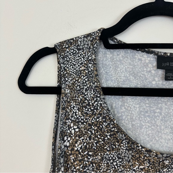 J. Jill Wearever Collection | Brown and Green Floral Sleeveless Tank Top LP - Picture 2 of 5